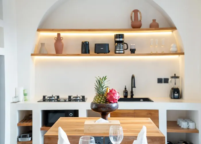 Benjita - Chic Mediterranean Retreat In Pererenan 别墅 *