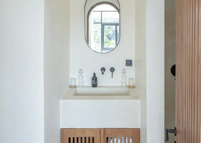 别墅 Benjita - Chic Mediterranean Retreat In Pererenan