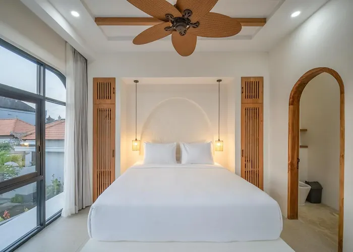 Benjita - Chic Mediterranean Retreat In Pererenan