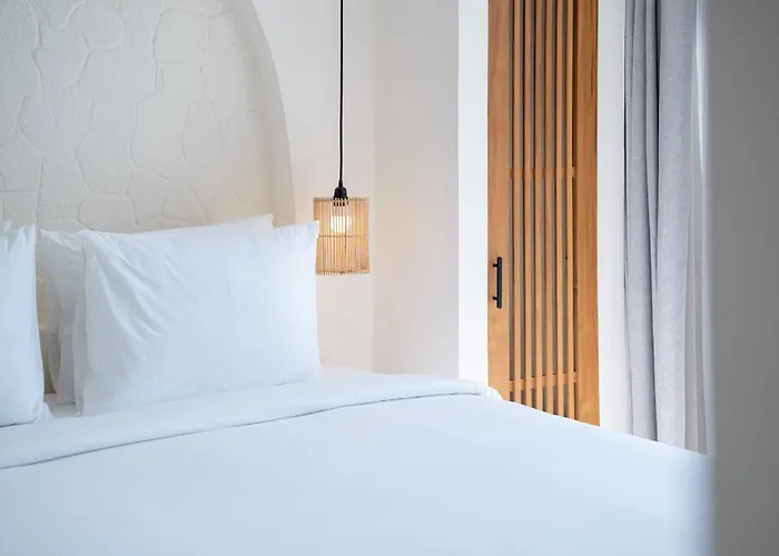 Benjita - Chic Mediterranean Retreat In Pererenan *