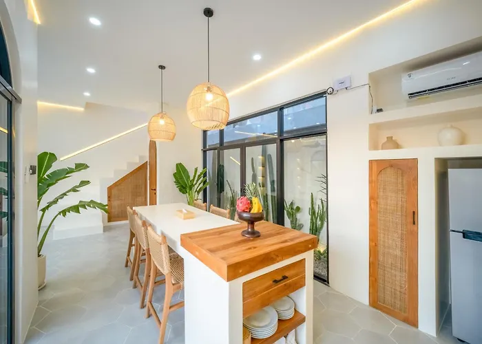 Benjita - Chic Mediterranean Retreat In Pererenan * 坎古